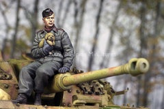 ALP35088 German Panzer Crew with puppy