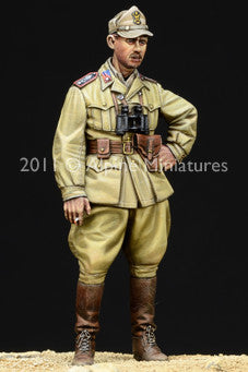 ALP35123 WW2 Italian AFV Officer