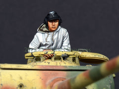ALP35131 German Panther Commander #2