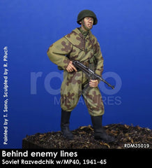 Behind Enemy Lines, Soviet Razvedchiki w/MP40, 1941-45